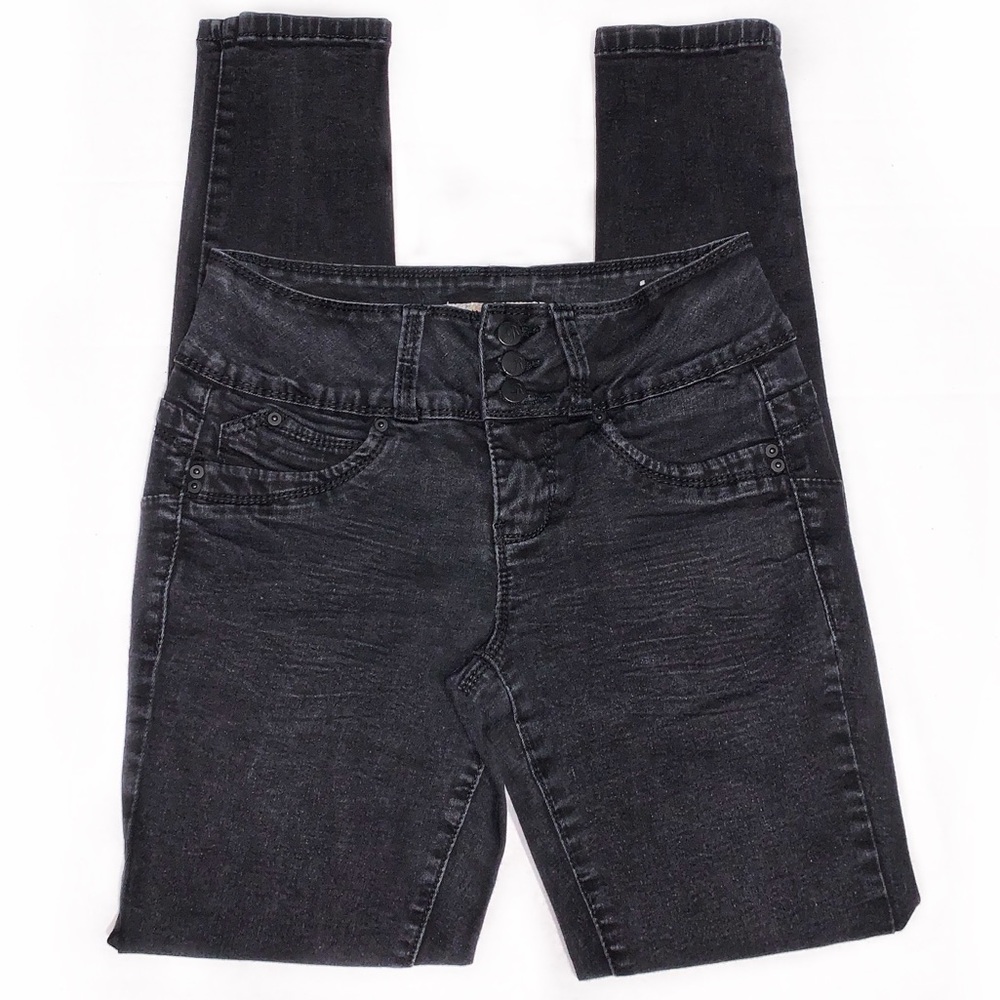 Royalty For Me Jeans. Size 4. Wannabettabutt?